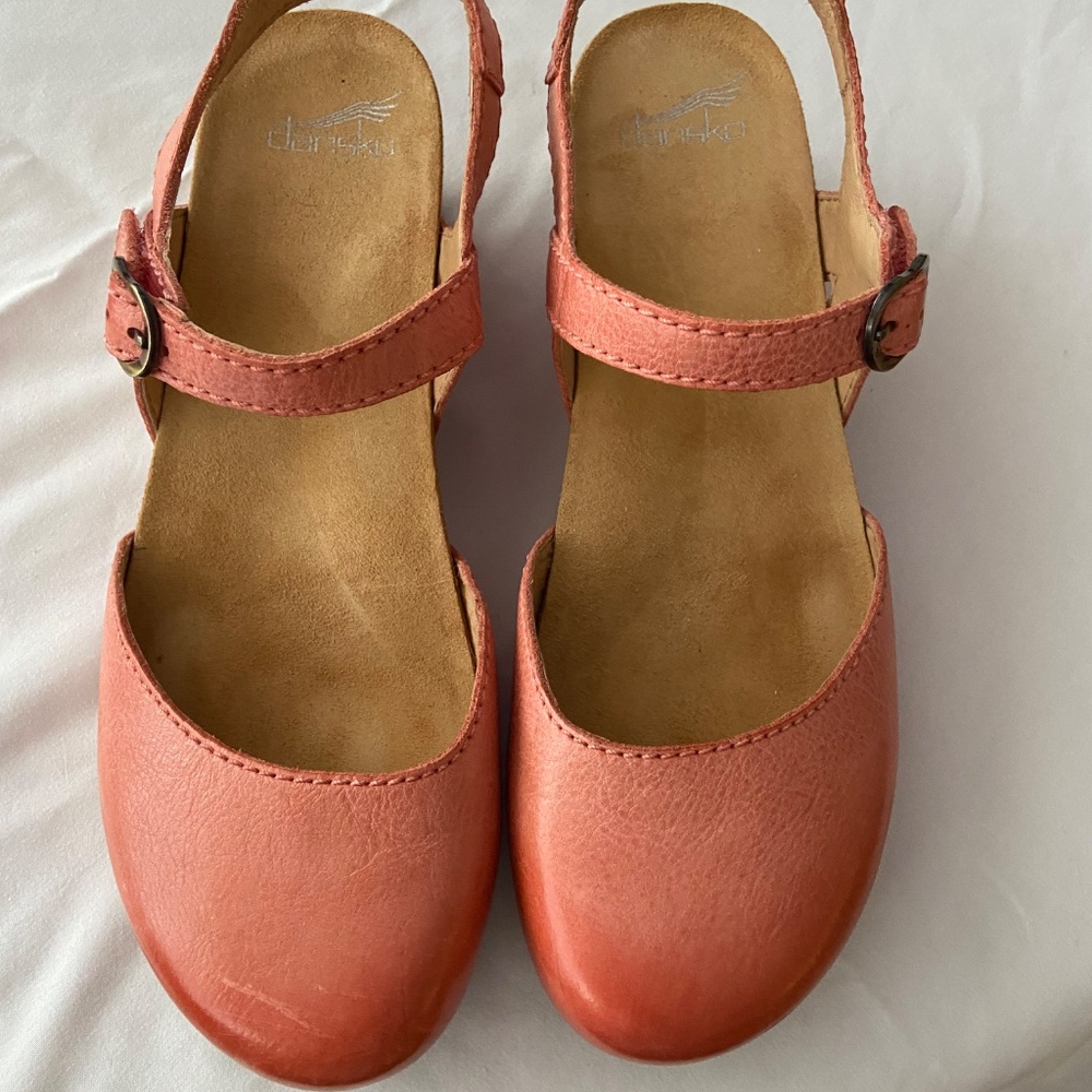 Dansko Tiffani Sandal - Coral Milled Burnished